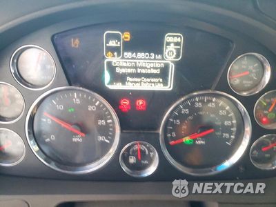 Zdjęcie 9 z 13 samochodu: 2017 KENWORTH T680 SEMI TRUCK VIN:1XKYA48XXHJ160342 - miniatura