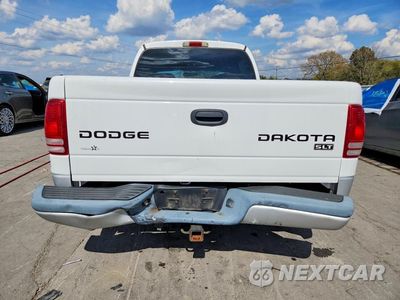 Zdjęcie 6 z 12 samochodu: 2004 DODGE DAKOTA QUAD SLT VIN:1D7HL48N94S763961 - miniatura