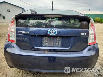 Zdjęcie 6 z 12 samochodu: 2014 TOYOTA PRIUS THREE VIN:JTDKN3DU1E0365853 - miniatura