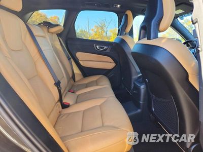 Zdjęcie 11 z 13 samochodu: 2018 VOLVO XC60 T8 INSCRIPTION VIN:YV4BR0DL8J1027099 - miniatura