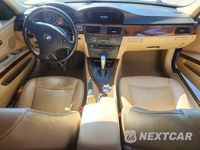 Zdjęcie 8 z 13 samochodu: 2009 BMW 335 XI VIN:WBAPL33569A404147 - miniatura
