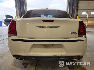 Zdjęcie 6 z 12 samochodu: 2015 CHRYSLER 300 S VIN:2C3CCAGG6FH887531 - miniatura