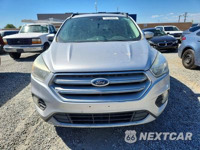Piąte zdjęcie samochodu w środku: 2018 FORD ESCAPE SE VIN:1FMCU0GD2JUB15795 - miniatura