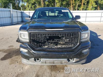 Piąte zdjęcie samochodu w środku: 2018 GMC SIERRA K1500 DENALI VIN:3GTU2PEJXJG162401 - miniatura