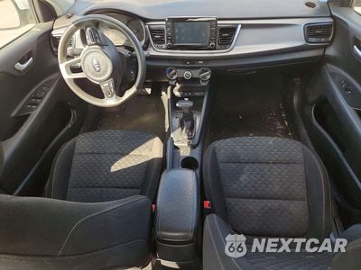 Zdjęcie 8 z 12 samochodu: 2019 KIA RIO S VIN:3KPA24AB6KE209646 - miniatura