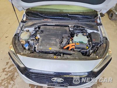 Zdjęcie 11 z 12 samochodu: 2017 HYUNDAI IONIQ LIMITED VIN:KMHC85LC8HU032221 - miniatura