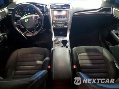 Zdjęcie 8 z 12 samochodu: 2019 FORD FUSION SE VIN:3FA6P0HD5KR228162 - miniatura