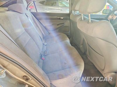 Zdjęcie 10 z 12 samochodu: 2007 HONDA CIVIC LX VIN:1HGFA16557L094242 - miniatura