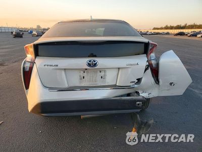 Zdjęcie 6 z 13 samochodu: 2016 TOYOTA PRIUS TWO ECO VIN:JTDKARFU0G3023890 - miniatura