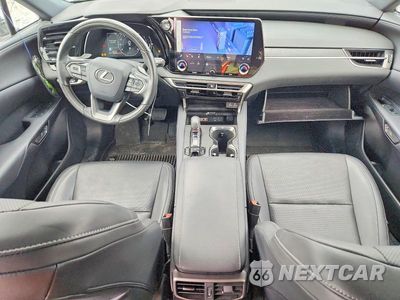 Zdjęcie 8 z 13 samochodu: 2023 LEXUS RX 350 PREMIUM VIN:2T2BAMBA0PC018478 - miniatura