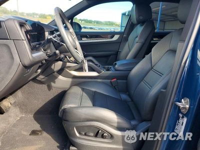 Zdjęcie 7 z 13 samochodu: 2024 PORSCHE CAYENNE E-HYBRID VIN:WP1AE2AY8RDA29353 - miniatura
