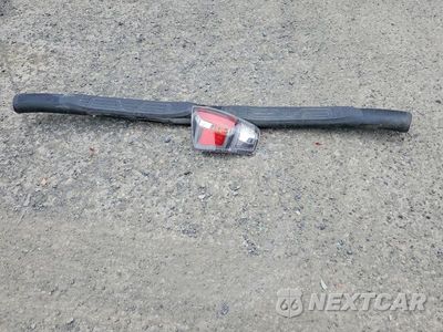 Zdjęcie 12 z 13 samochodu: 2021 TOYOTA TACOMA TRD SPORT VIN:3TYSZ5AN5MT043052 - miniatura