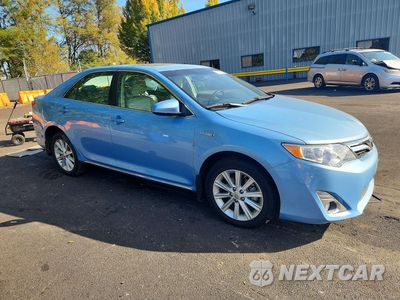 Czwarte zdjęcie samochodu z boku: 2012 TOYOTA CAMRY HYBRID XLE VIN:4T1BD1FK4CU050808 - miniatura