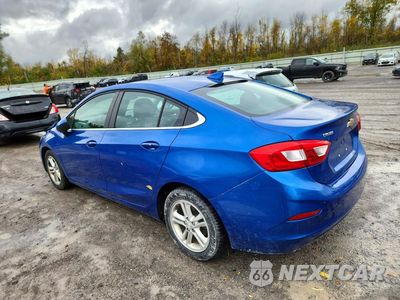 Drugie zdjęcie samochodu z przodu: 2017 CHEVROLET CRUZE LT VIN:1G1BE5SM7H7260172 - miniatura