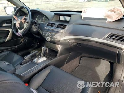 Zdjęcie 8 z 12 samochodu: 2010 HONDA ACCORD EXL VIN:1HGCS2B83AA006586 - miniatura