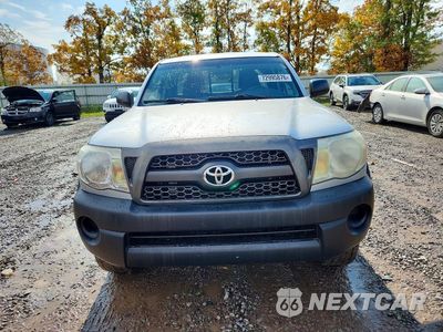 Piąte zdjęcie samochodu w środku: 2011 TOYOTA TACOMA BASE VIN:5TFUX4EN0BX002656 - miniatura