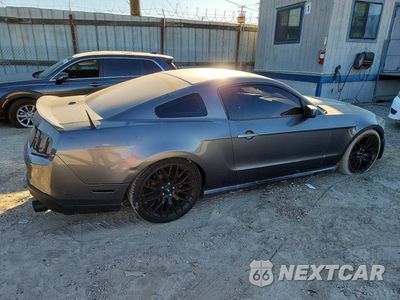 Trzecie zdjęcie samochodu z tyłu: 2010 FORD MUSTANG VIN:1ZVBP8AN3A5104612 - miniatura
