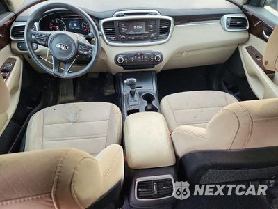 Zdjęcie 8 z 13 samochodu: 2017 KIA SORENTO LX V6 VIN:5XYPGDA5XHG224622 - miniatura