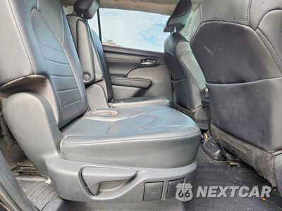 Zdjęcie 11 z 13 samochodu: 2021 TOYOTA HIGHLANDER XLE VIN:5TDGZRBH1MS528273 - miniatura