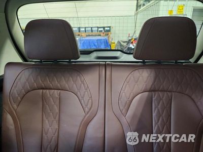 Zdjęcie 10 z 13 samochodu: 2020 BMW X7 XDRIVE40I VIN:5UXCW2C03L9A00580 - miniatura