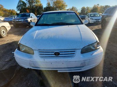 Piąte zdjęcie samochodu w środku: 1997 TOYOTA CAMRY LE VIN:4T1BG22K8VU775821 - miniatura