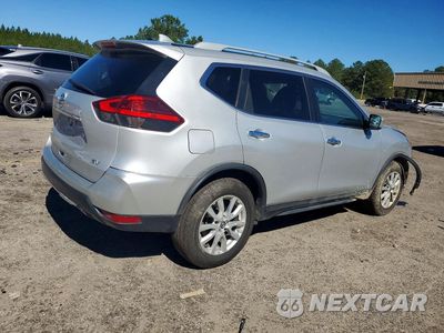 Trzecie zdjęcie samochodu z tyłu: 2017 NISSAN ROGUE SV VIN:5N1AT2MTXHC822855 - miniatura