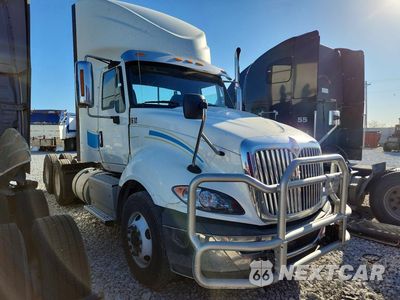 Czwarte zdjęcie samochodu z boku: 2016 INTERNATIONAL PROSTAR SEMI TRUCK VIN:1HSDJAPR3GH214671 - miniatura