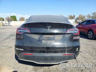 Zdjęcie 6 z 12 samochodu: 2022 TESLA MODEL Y VIN:7SAYGDEE3NF380389 - miniatura