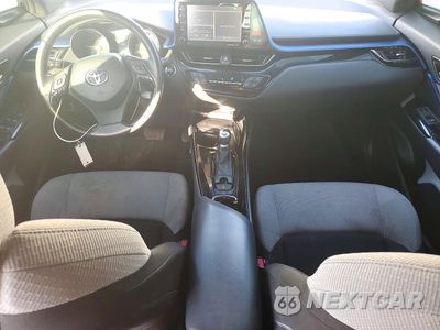 Zdjęcie 8 z 13 samochodu: 2019 TOYOTA C-HR XLE VIN:JTNKHMBX6K1036366 - miniatura