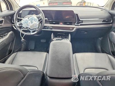 Zdjęcie 8 z 14 samochodu: 2023 KIA SPORTAGE EX VIN:KNDPVCAG0P7057345 - miniatura