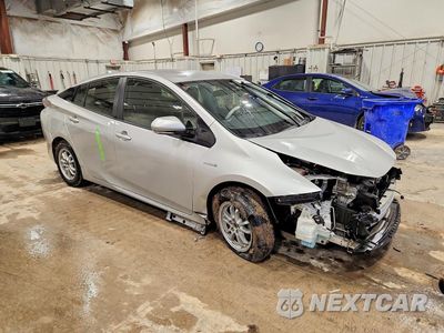 Czwarte zdjęcie samochodu z boku: 2018 TOYOTA PRIUS TWO VIN:JTDKBRFU5J3603236 - miniatura