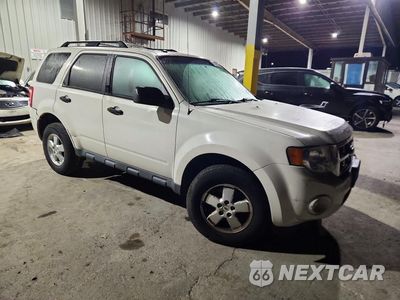 Czwarte zdjęcie samochodu z boku: 2012 FORD ESCAPE XLT VIN:1FMCU9DGXCKA87312 - miniatura