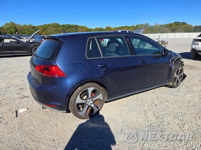 Trzecie zdjęcie samochodu z tyłu: 2017 VOLKSWAGEN GTI S VIN:3VW4T7AU1HM016135 - miniatura
