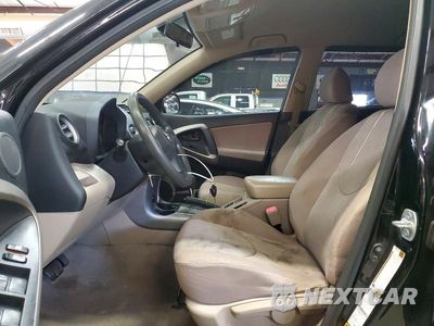 Zdjęcie 7 z 13 samochodu: 2007 TOYOTA RAV4 BASE VIN:JTMBD33VX75117569 - miniatura