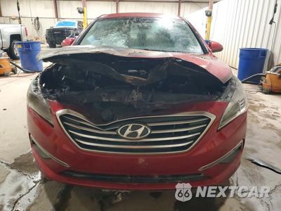 Piąte zdjęcie samochodu w środku: 2015 HYUNDAI SONATA SE VIN:5NPE24AF8FH141274 - miniatura