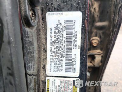 Zdjęcie 12 z 12 samochodu: 2004 TOYOTA MATRIX XR VIN:2T1LR32E04C286425 - miniatura