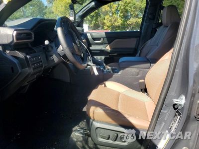 Zdjęcie 7 z 12 samochodu: 2026 TOYOTA 4RUNNER LIMITED VIN:JTEVA5BR1T5103703 - miniatura