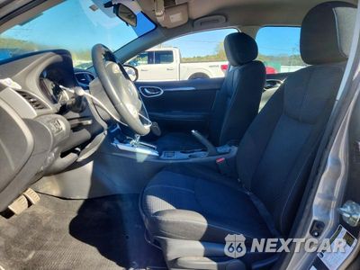 Zdjęcie 7 z 13 samochodu: 2019 NISSAN SENTRA SR VIN:3N1AB7AP9KY264302 - miniatura