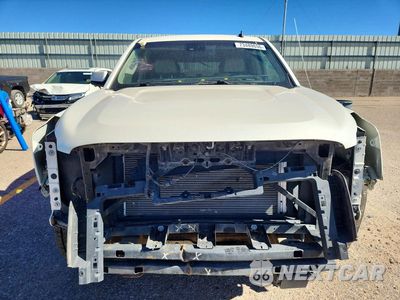 Piąte zdjęcie samochodu w środku: 2015 GMC YUKON XL DENALI VIN:1GKS2JKJ4FR158767 - miniatura