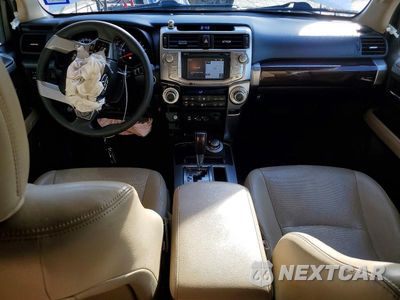 Zdjęcie 8 z 12 samochodu: 2016 TOYOTA 4RUNNER LIMITED VIN:JTEBU5JR0G5344444 - miniatura
