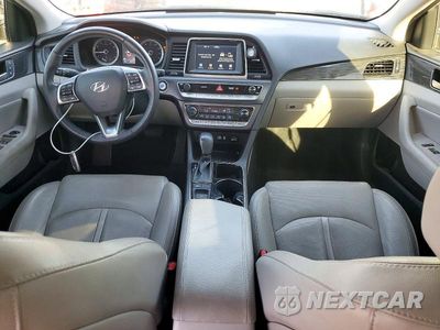 Zdjęcie 8 z 12 samochodu: 2018 HYUNDAI SONATA LIMITED VIN:5NPE34AF2JH704695 - miniatura