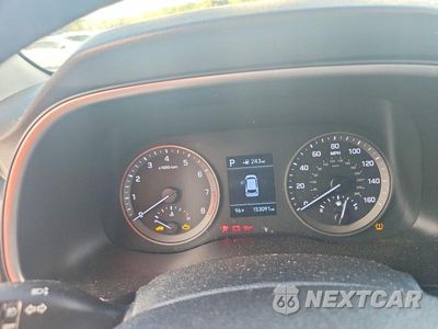 Zdjęcie 9 z 13 samochodu: 2019 HYUNDAI TUCSON LIMITED VIN:KM8J33AL3KU012589 - miniatura