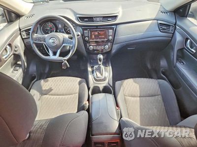 Zdjęcie 8 z 14 samochodu: 2018 NISSAN ROGUE SV VIN:5N1AT2MV4JC829131 - miniatura