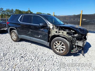 Czwarte zdjęcie samochodu z boku: 2020 CHEVROLET TRAVERSE LS VIN:1GNERFKW6LJ187878 - miniatura