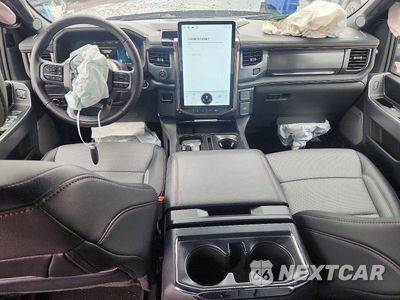 Zdjęcie 8 z 12 samochodu: 2025 FORD F150 LIGHTNING LARIAT VIN:1FT6W5L76SWG23508 - miniatura