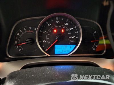 Zdjęcie 9 z 13 samochodu: 2015 TOYOTA RAV4 XLE VIN:2T3WFREVXFW183638 - miniatura