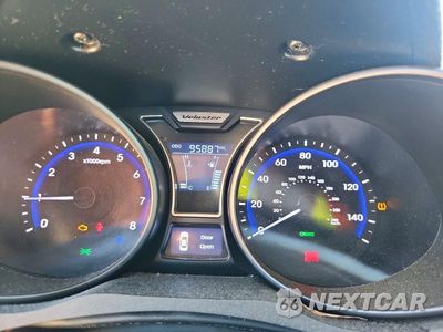 Zdjęcie 9 z 12 samochodu: 2013 HYUNDAI VELOSTER TURBO VIN:KMHTC6AE3DU181185 - miniatura