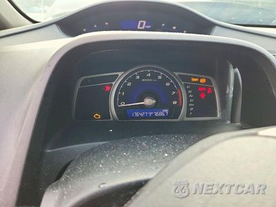 Zdjęcie 9 z 12 samochodu: 2011 HONDA CIVIC LX VIN:19XFA1F56BE011630 - miniatura
