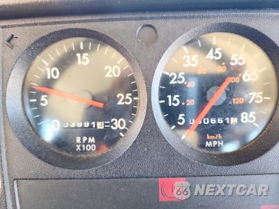Zdjęcie 8 z 10 samochodu: 1998 FREIGHTLINER CHASSIS FS65 VIN:4UZ6CJAA6WC914500 - miniatura