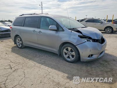 Czwarte zdjęcie samochodu z boku: 2012 TOYOTA SIENNA LE VIN:5TDKK3DC3CS241108 - miniatura
